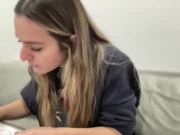 Ailebun Chaturbate stream image from January 29, 2025
