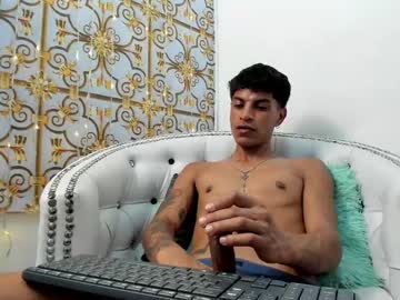 Demoon11 Chaturbate stream image from January 29, 2025