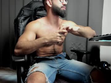 Liamaesthetic Chaturbate stream image from January 29, 2025