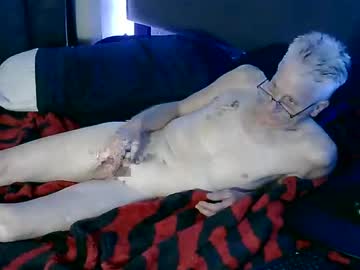 Rad4you Chaturbate stream image from January 29, 2025