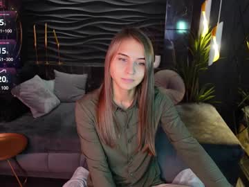 Charmbianca Chaturbate stream image from January 29, 2025