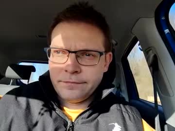 Linoxi Chaturbate stream image from January 29, 2025