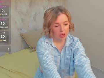 Nikki_Kai Chaturbate stream image from January 29, 2025