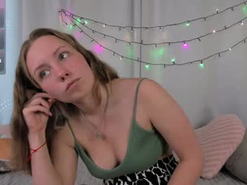 Bubblebbb Chaturbate stream image from January 29, 2025