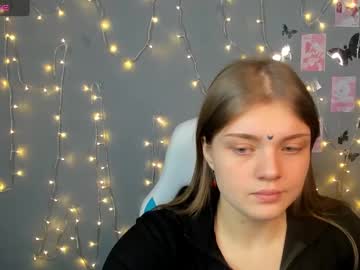 Kira_Mimi Chaturbate stream image from January 29, 2025