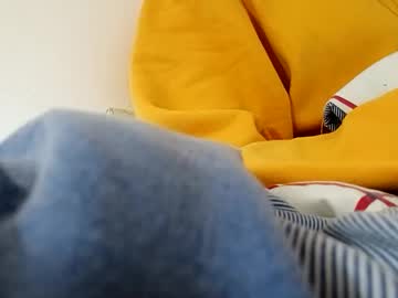 Longgrip Chaturbate stream image from January 29, 2025