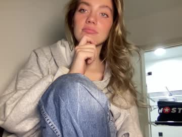 Angel_From_Sky Chaturbate stream image from January 29, 2025