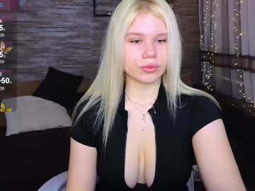 Blonde_Eva Chaturbate stream image from January 29, 2025