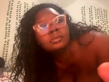 Hawtchoc37 Chaturbate stream image from January 29, 2025