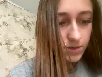 Viktoria9898 Chaturbate stream image from January 29, 2025