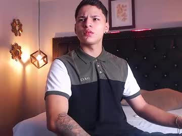 Nathannspectter Chaturbate stream image from January 29, 2025