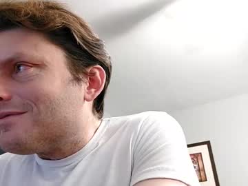 Undress_Me_ Chaturbate stream image from January 29, 2025