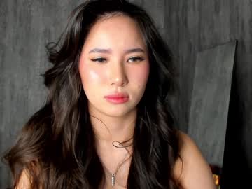 Amina_Artin Chaturbate stream image from January 29, 2025