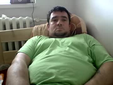Petrli Chaturbate stream image from January 29, 2025
