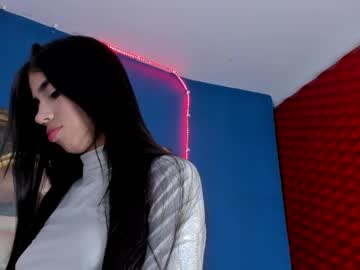 Sararoy_ Chaturbate stream image from January 29, 2025