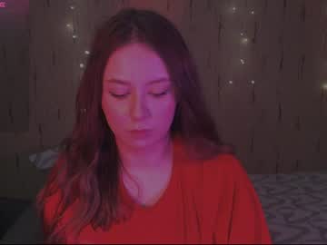 Miranadevl Chaturbate stream image from January 29, 2025