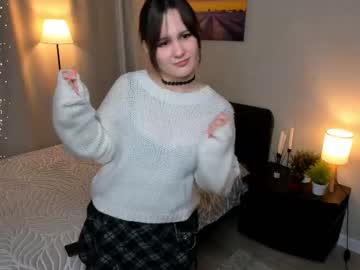 Zaraembry Chaturbate stream image from January 29, 2025