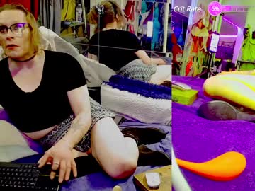 Ashmomo Chaturbate stream image from January 29, 2025