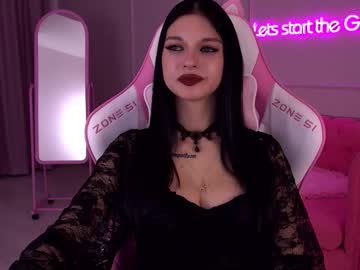 Beverlyyork Chaturbate stream image from January 29, 2025