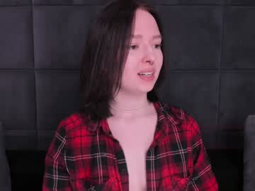 Cherrydreamy Chaturbate stream image from January 29, 2025