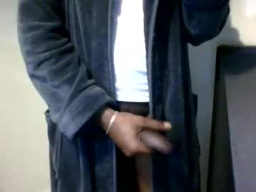 Dudethebigone Chaturbate stream image from January 29, 2025
