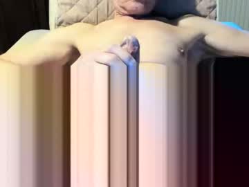 Toolmick Chaturbate stream image from January 29, 2025