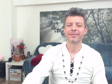 Bobbysteam Chaturbate stream image from January 29, 2025