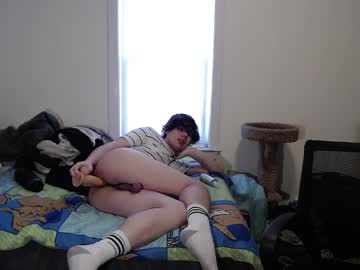 Heyytwinky Chaturbate stream image from January 29, 2025