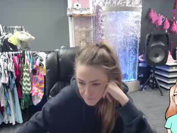 Mariewaters Chaturbate stream image from January 29, 2025