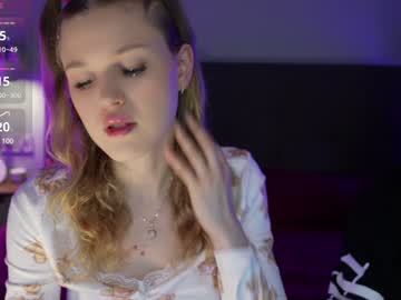 Yourdollybaby Chaturbate stream image from January 29, 2025