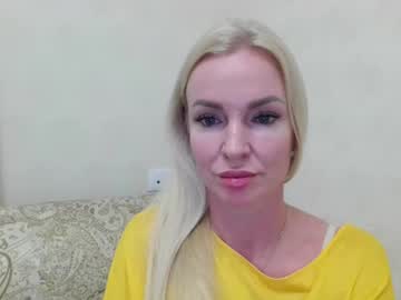 Yourr_Lana Chaturbate stream image from January 29, 2025