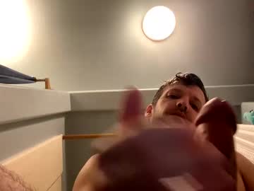 Bingodadingo5 Chaturbate stream image from January 29, 2025