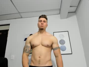 Lyonel15 Chaturbate stream image from January 29, 2025