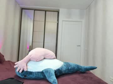 Margo_Cherry Chaturbate stream image from January 29, 2025