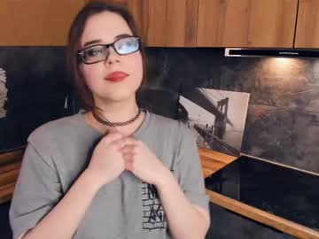 Tatedeary Chaturbate stream image from January 29, 2025