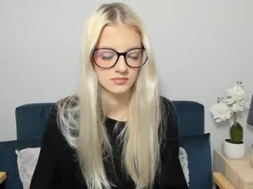 Tracysensitive Chaturbate stream image from January 29, 2025