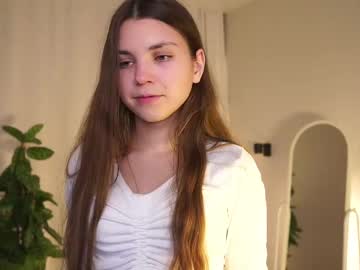 Emiillly Chaturbate stream image from January 29, 2025