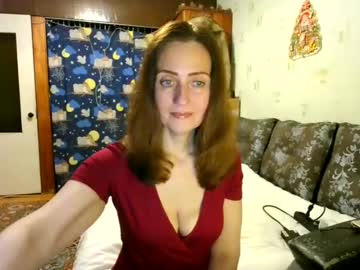 Juliaa_Foxi Chaturbate stream image from January 29, 2025
