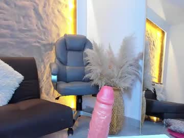 Shanntal__ Chaturbate stream image from January 29, 2025