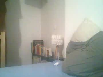 Slavewithbigcock Chaturbate stream image from January 29, 2025