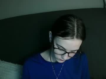 Amberispurple Chaturbate stream image from January 29, 2025