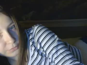 Caroline_Kiss_ Chaturbate stream image from January 29, 2025
