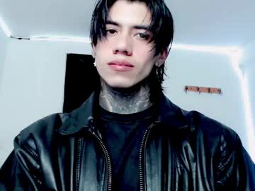 Chriss_Opp Chaturbate stream image from January 29, 2025