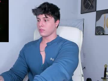 Talkingthom Chaturbate stream image from January 29, 2025
