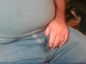Uncutmike7x5 Chaturbate stream image from January 29, 2025