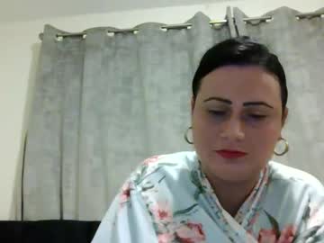 Mitzi10 Chaturbate stream image from January 29, 2025