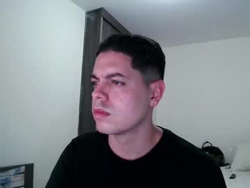 Alejomartinez2004 Chaturbate stream image from January 29, 2025