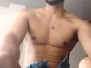 Dani587378 Chaturbate stream image from January 29, 2025