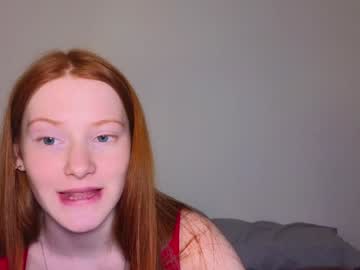 Fiamoor Chaturbate stream image from January 29, 2025