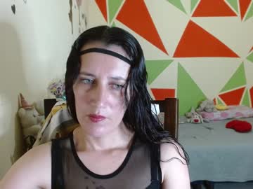 Marian_Sensual Chaturbate stream image from January 29, 2025